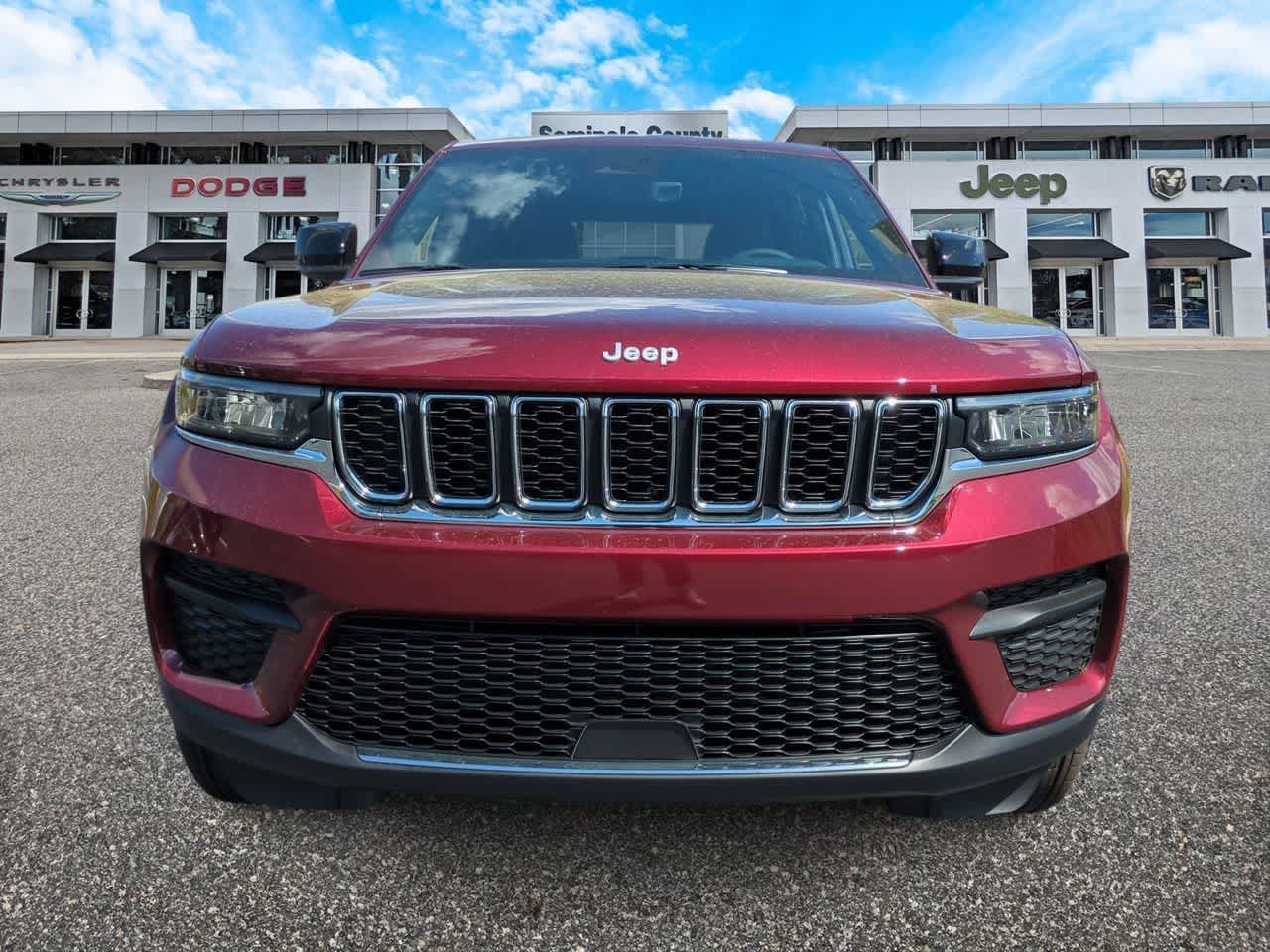 Thumbnail: 2026 Jeep Grand Cherokee - 3