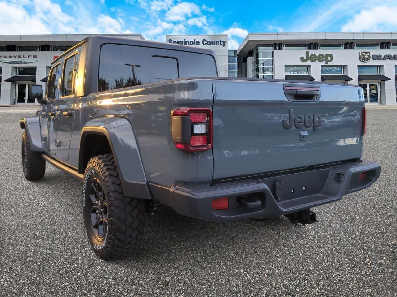 Thumbnail: 2026 Jeep Gladiator - 6