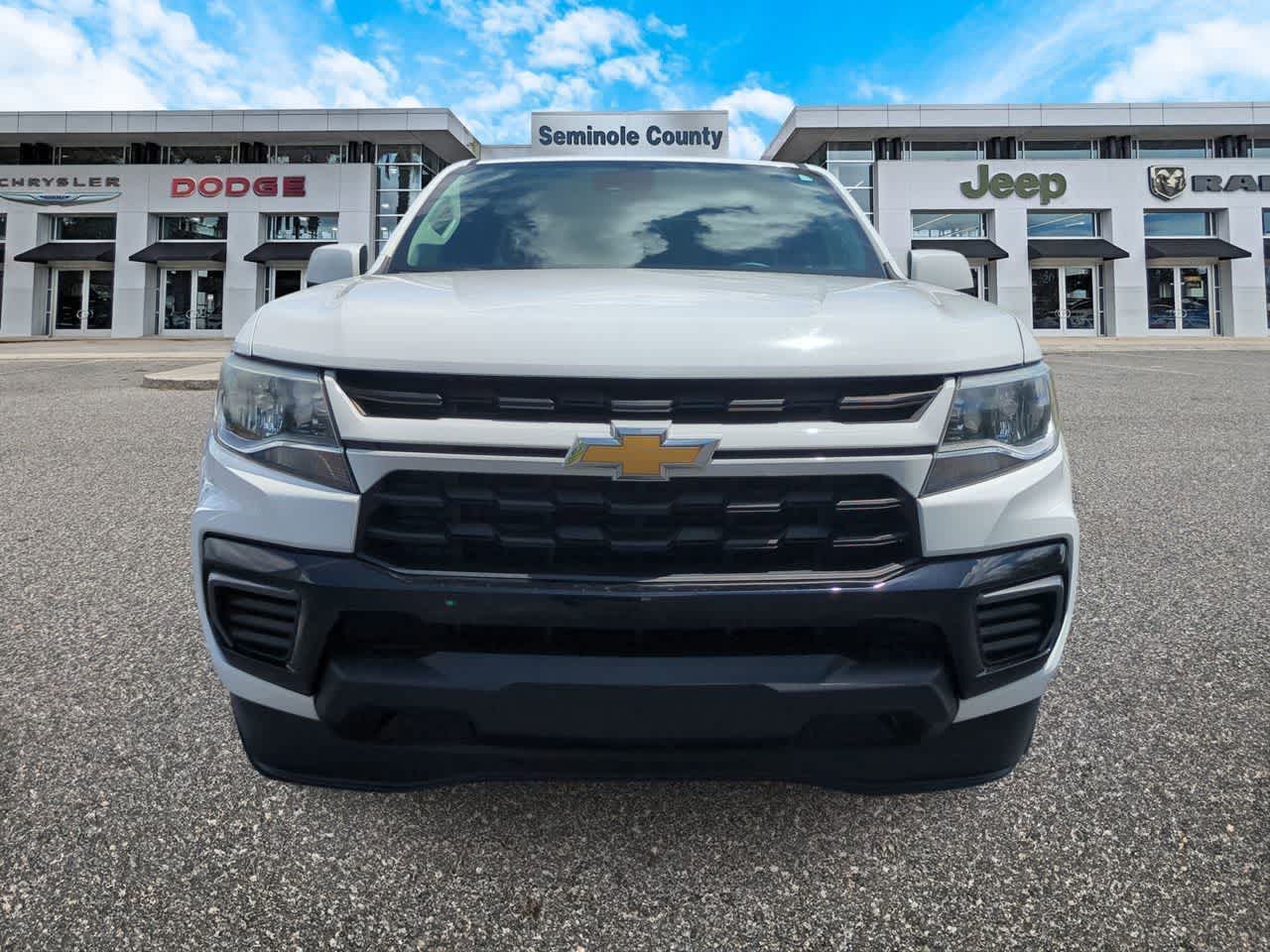 Thumbnail: 2022 Chevrolet Colorado - 3