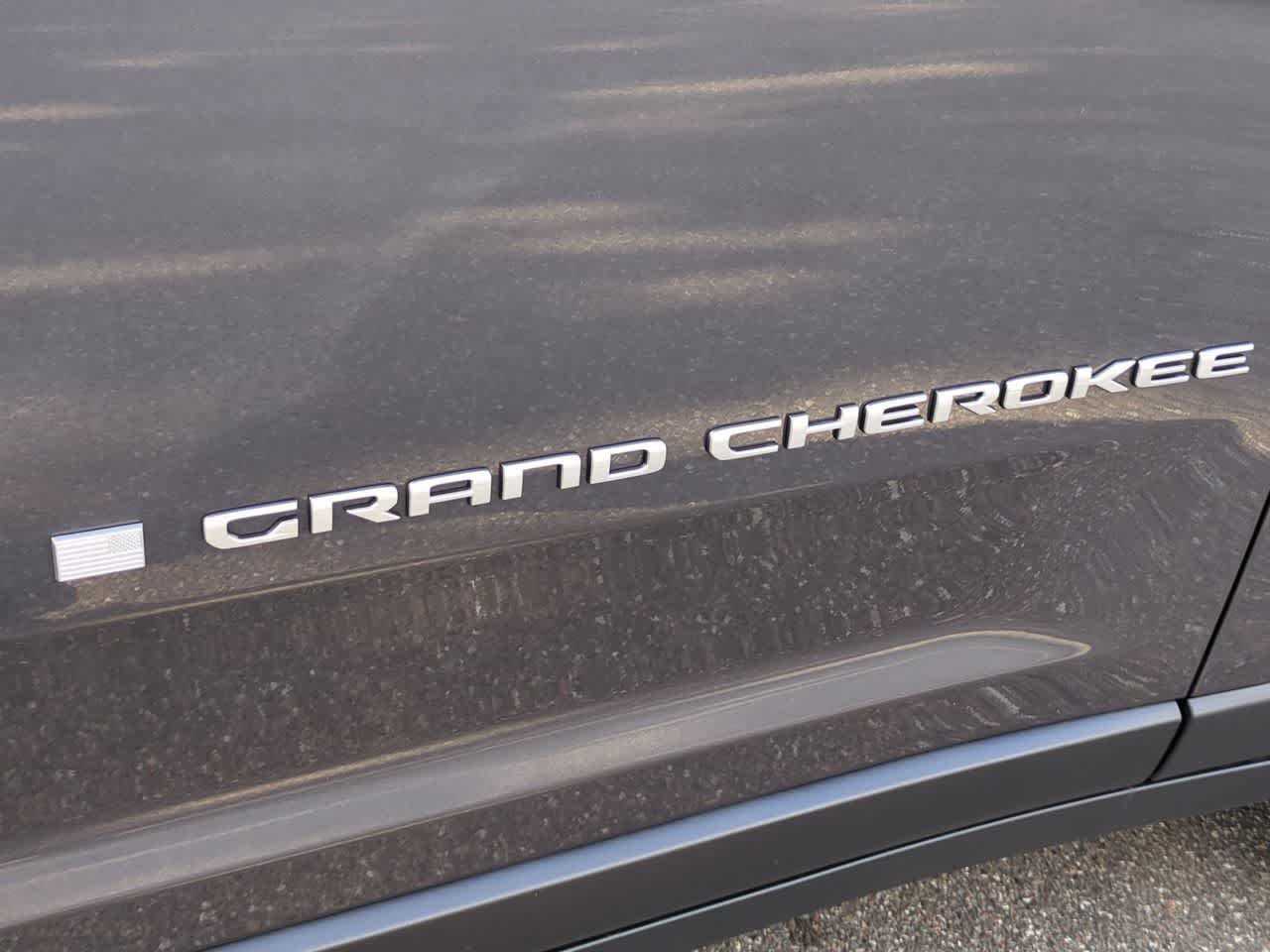Thumbnail: 2025 Jeep Grand Cherokee - 13
