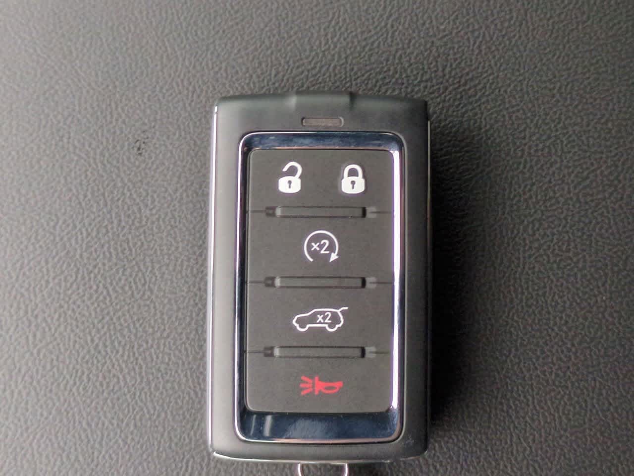 Thumbnail: 2025 Jeep Grand Cherokee L - 36