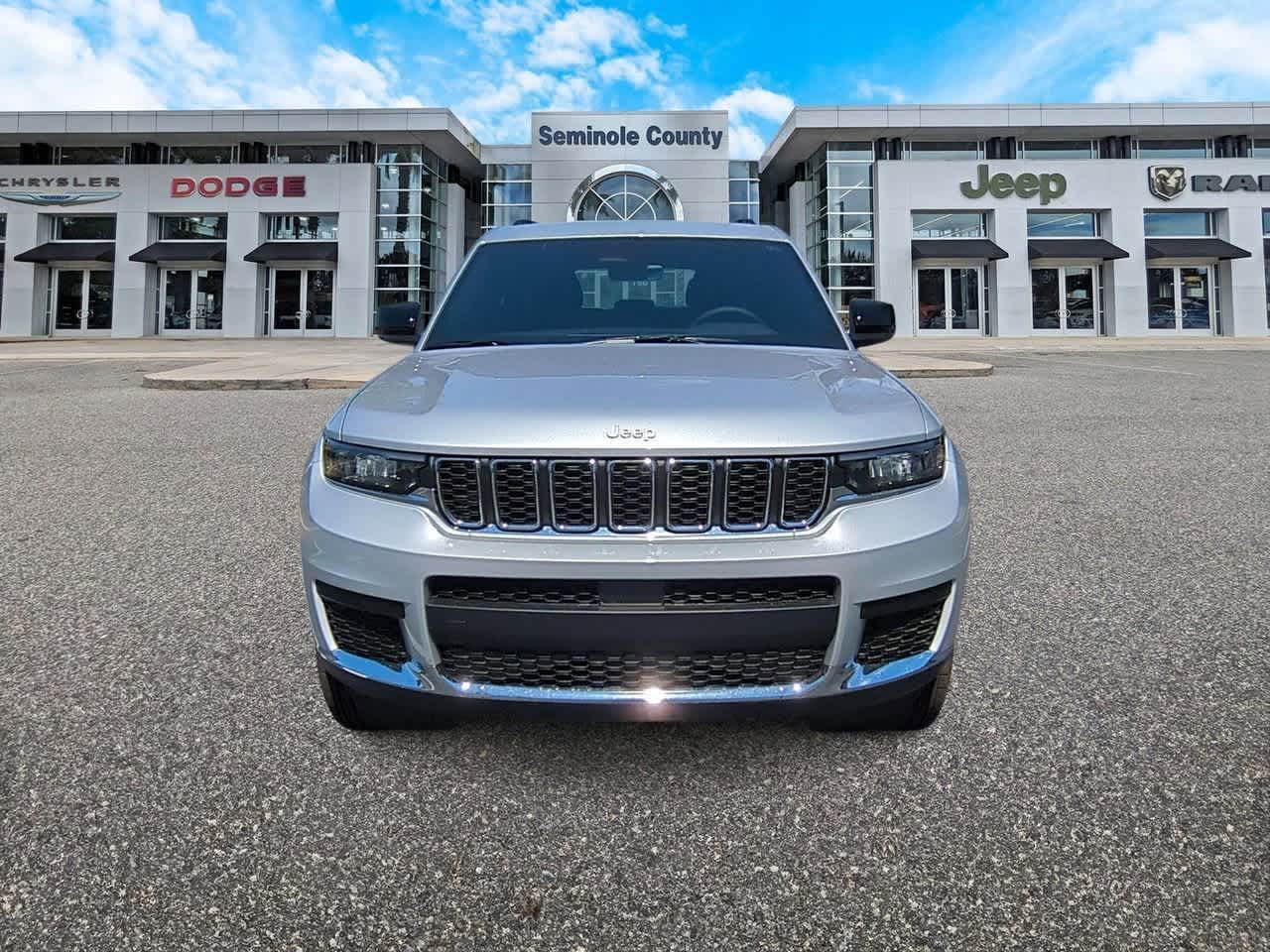 Thumbnail: 2025 Jeep Grand Cherokee L - 3