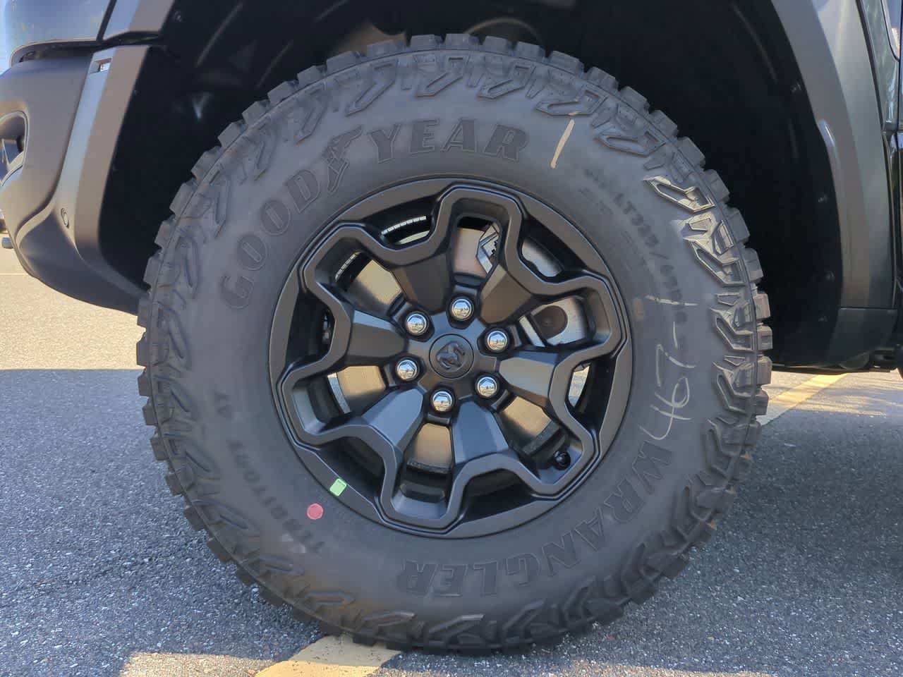 Thumbnail: 2026 RAM 1500 - 14