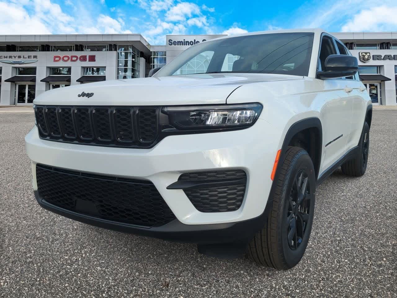 Thumbnail: 2025 Jeep Grand Cherokee - 4