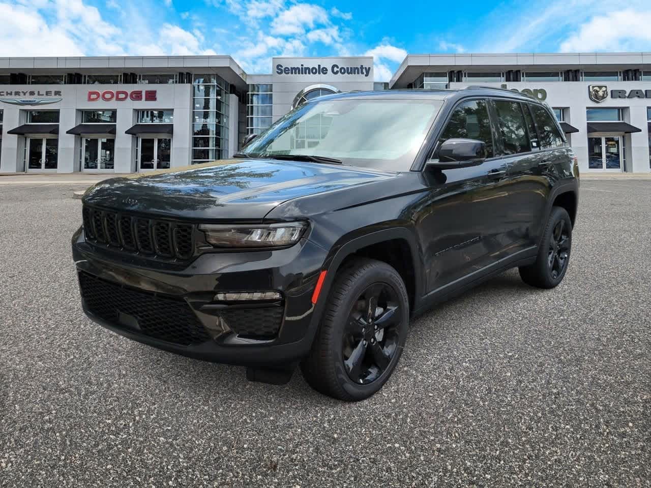 Thumbnail: 2025 Jeep Grand Cherokee - 4