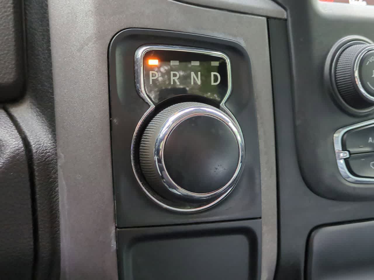 Thumbnail: 2019 RAM 1500 Classic - 31
