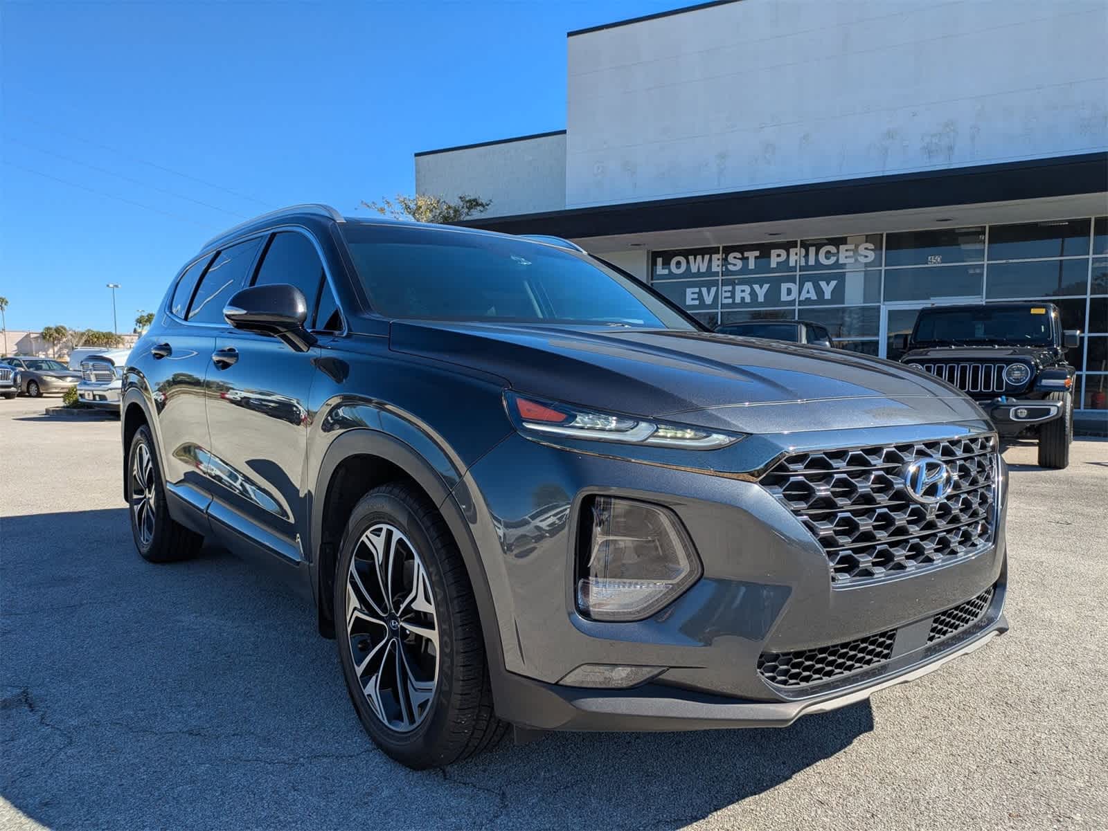 Thumbnail: 2020 Hyundai Santa Fe - 3