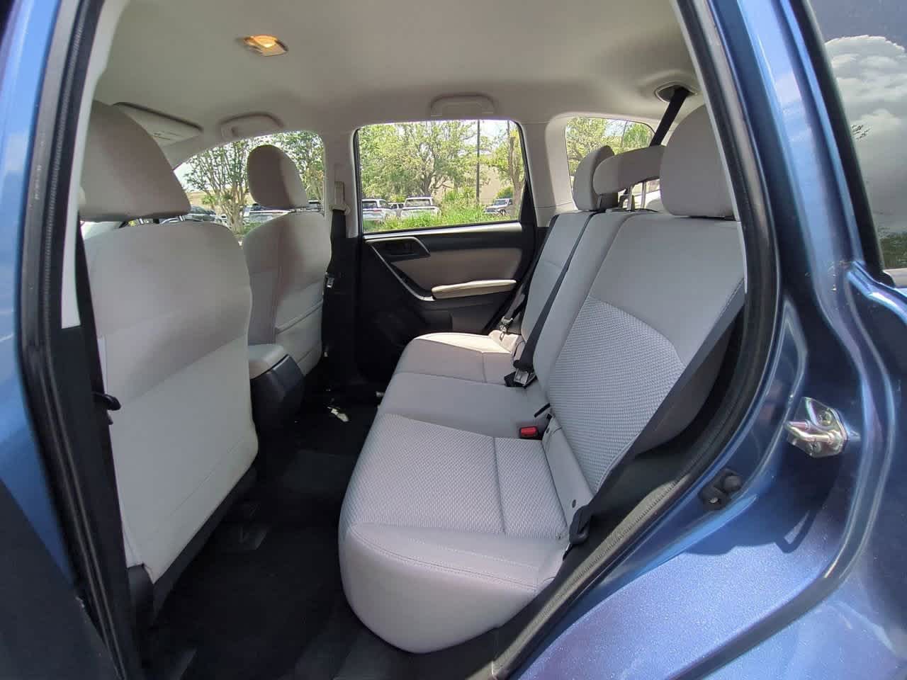 2017 Subaru Forester 2.5i 19