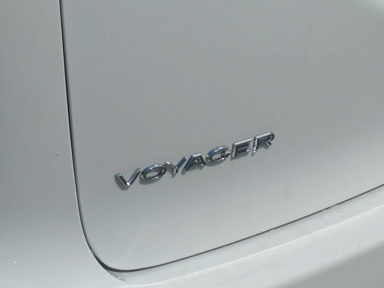Thumbnail: 2026 Chrysler Voyager - 13