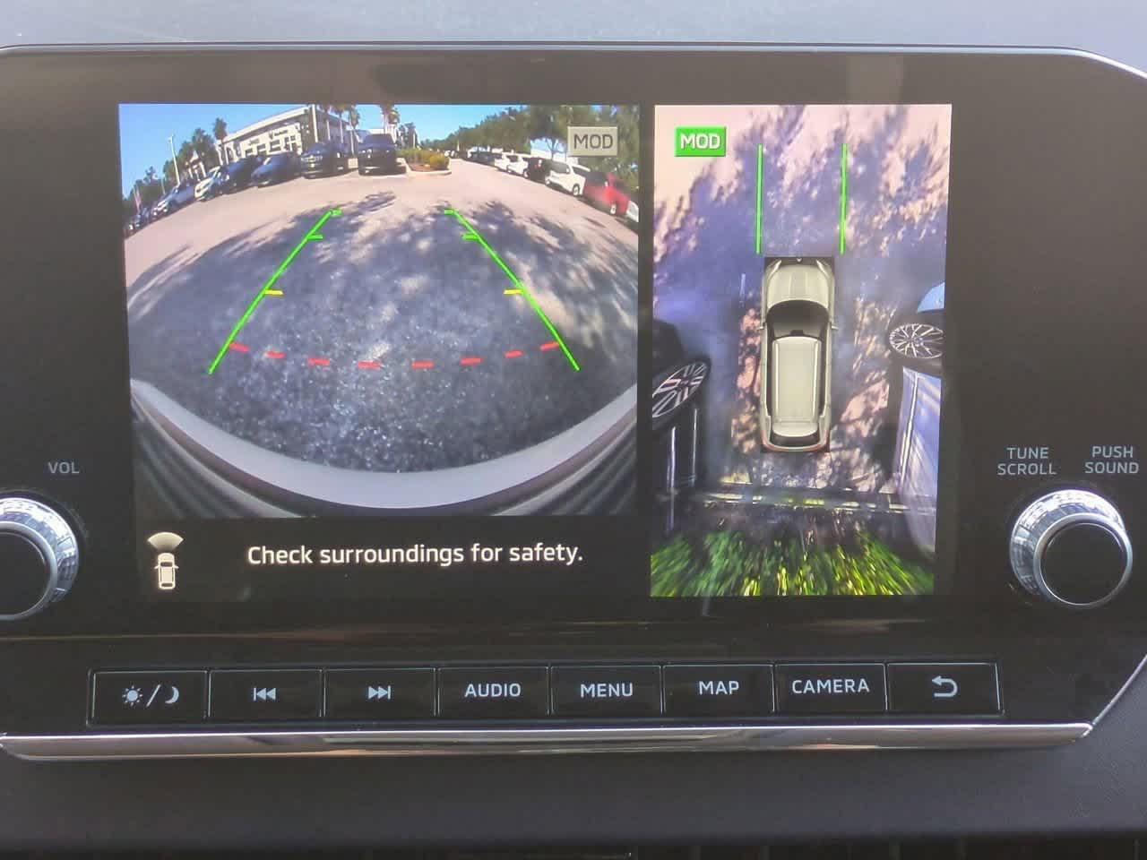 Thumbnail: 2024 Mitsubishi Outlander - 30