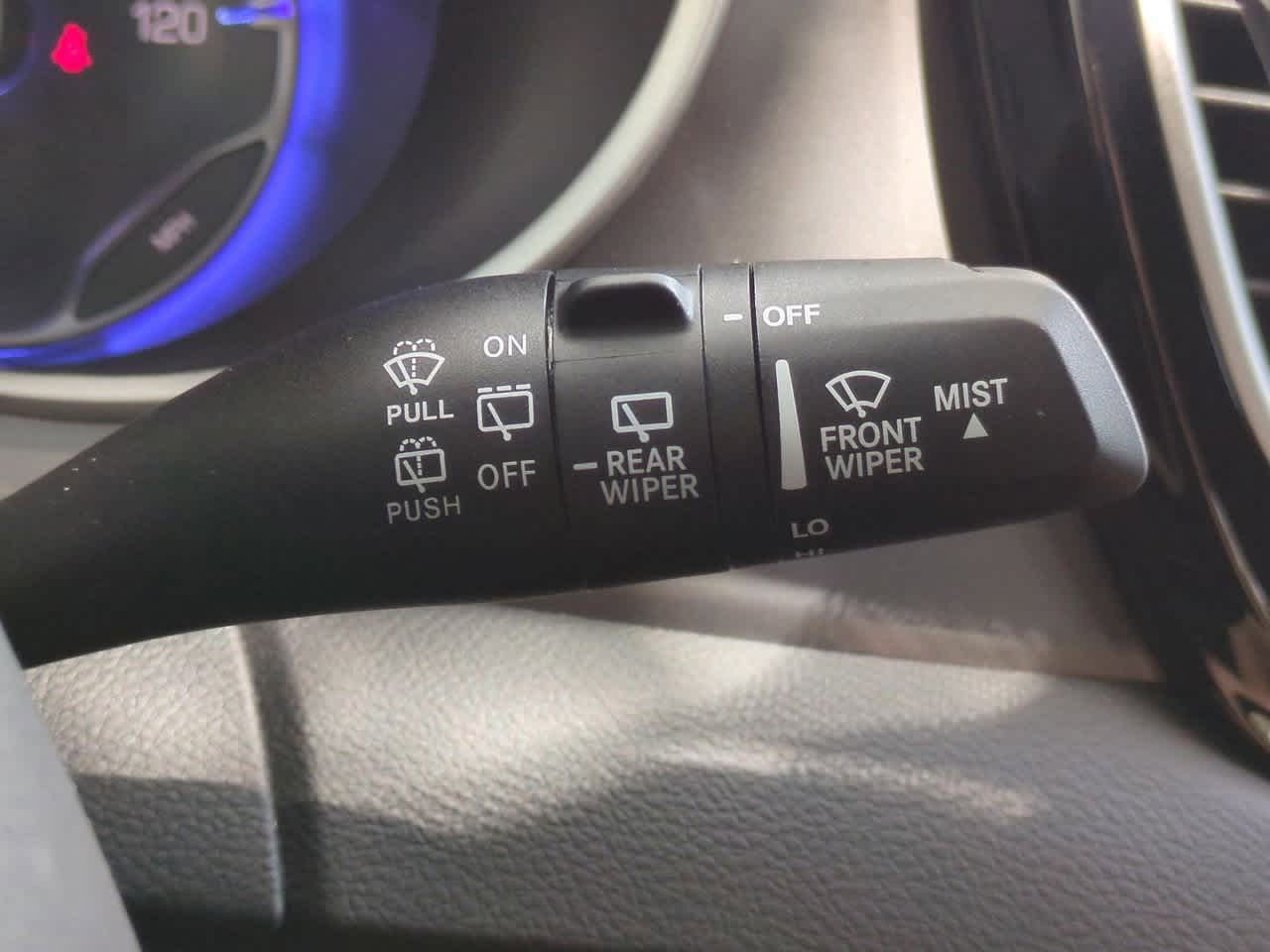 Thumbnail: 2026 Chrysler Voyager - 25