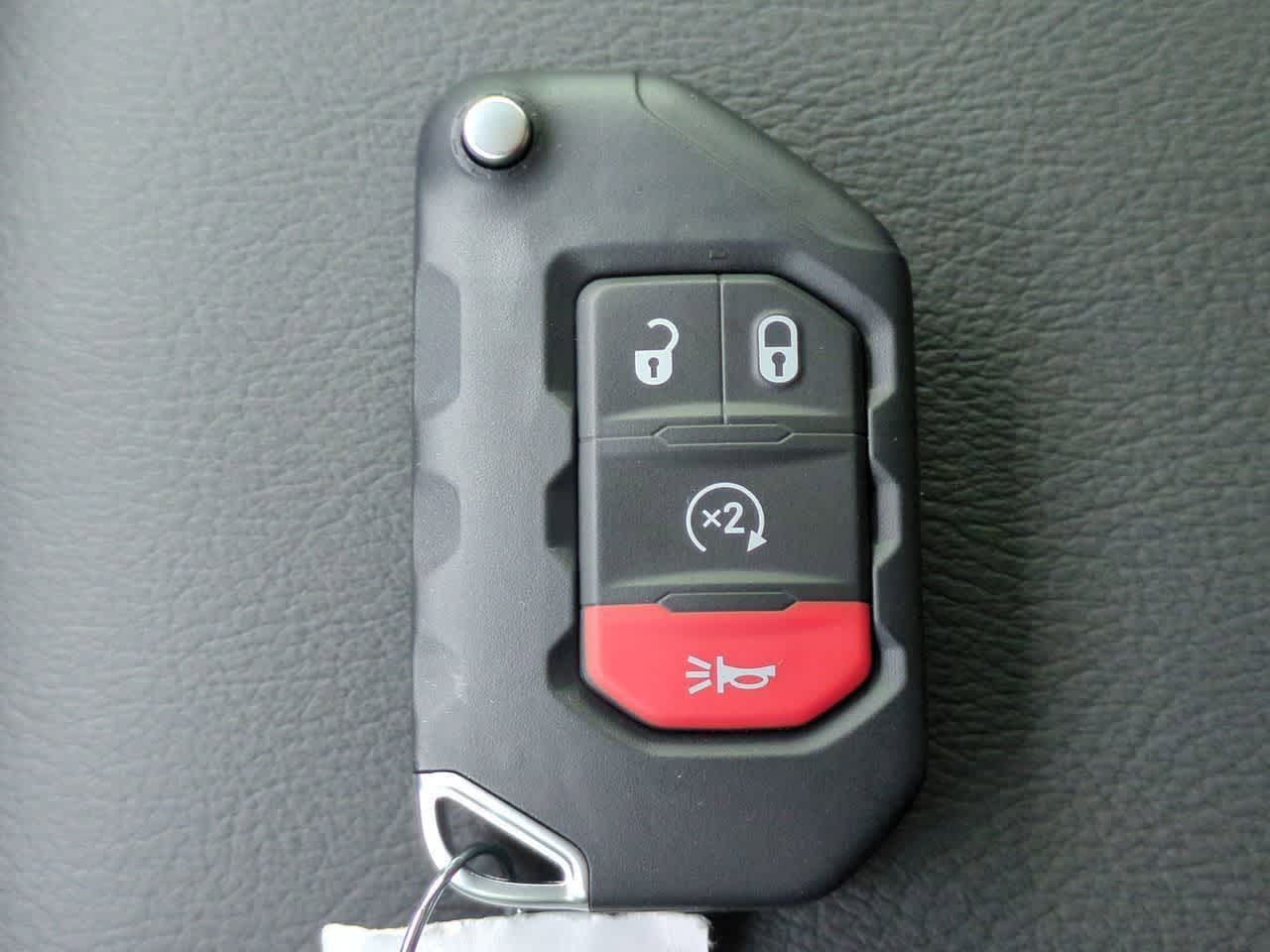 Thumbnail: 2026 Jeep Gladiator - 36