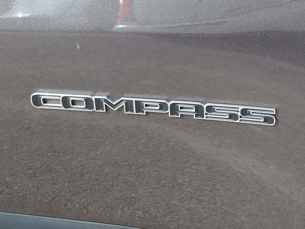 Thumbnail: 2022 Jeep Compass - 13