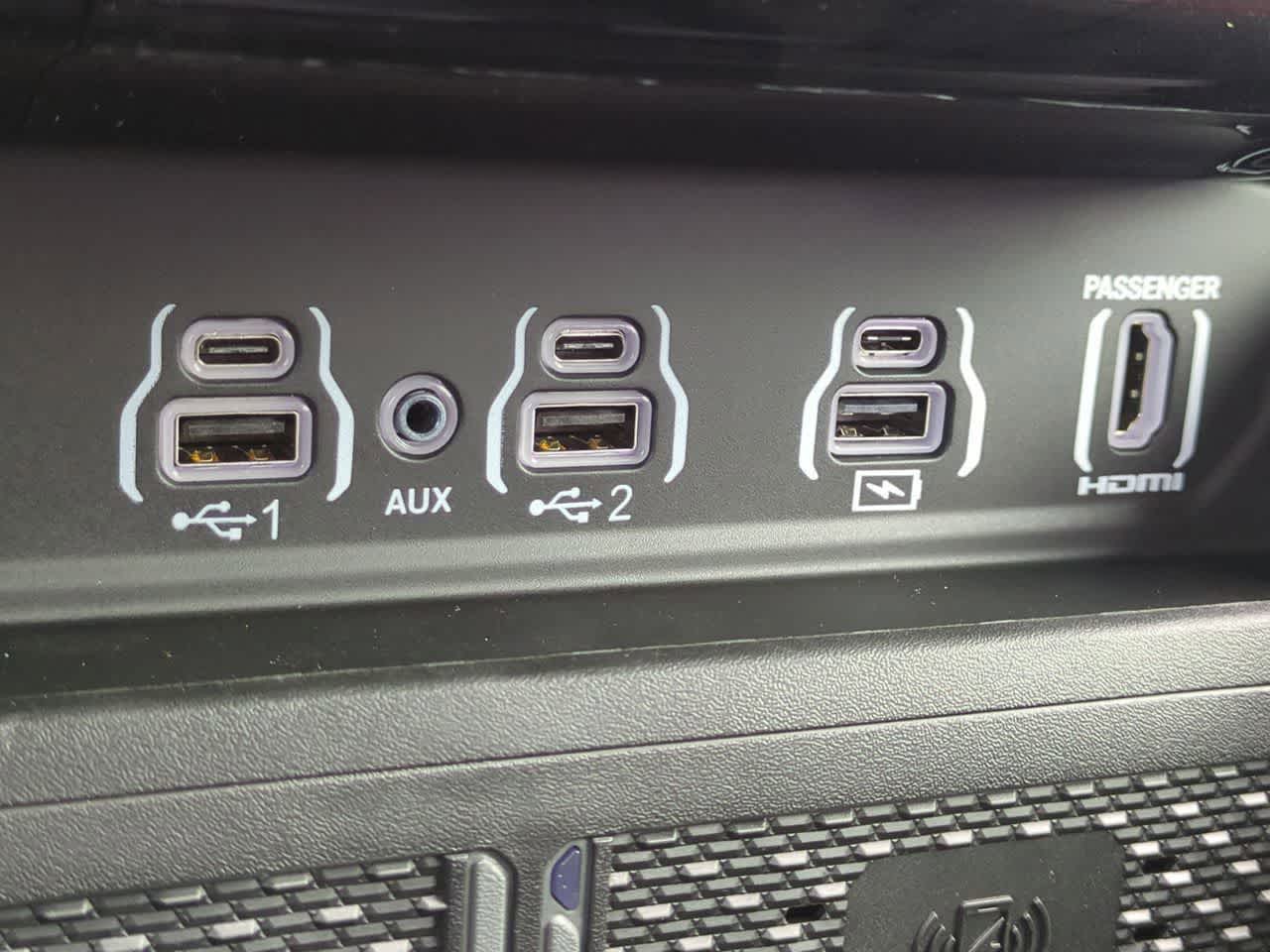 Thumbnail: 2026 RAM 1500 - 33