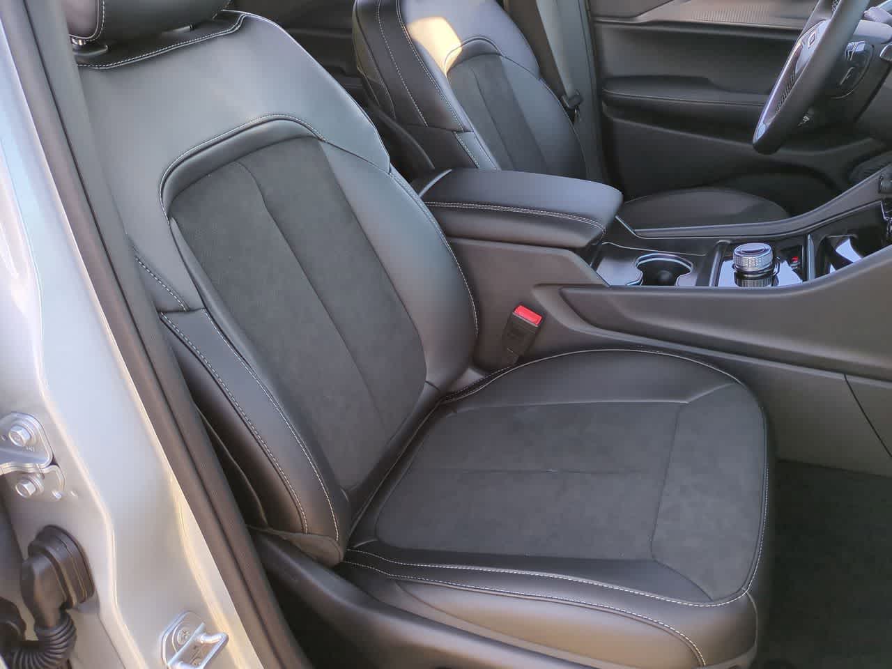 Thumbnail: 2025 Jeep Grand Cherokee - 23