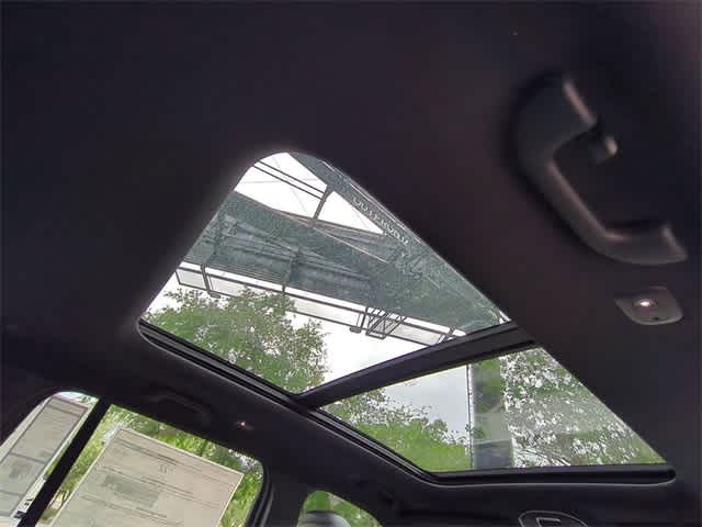 Thumbnail: 2025 Jeep Grand Cherokee - 23