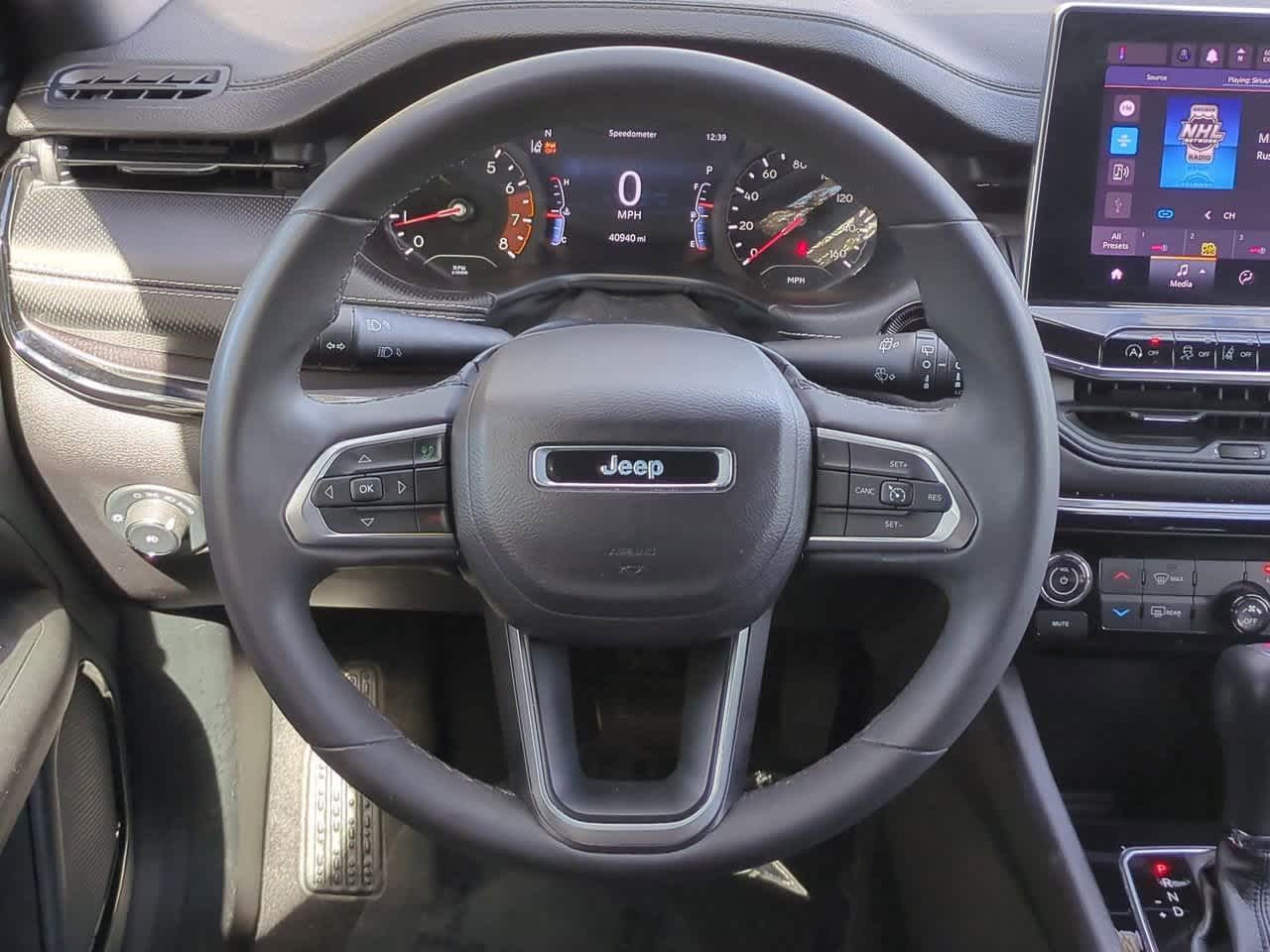 Thumbnail: 2022 Jeep Compass - 23