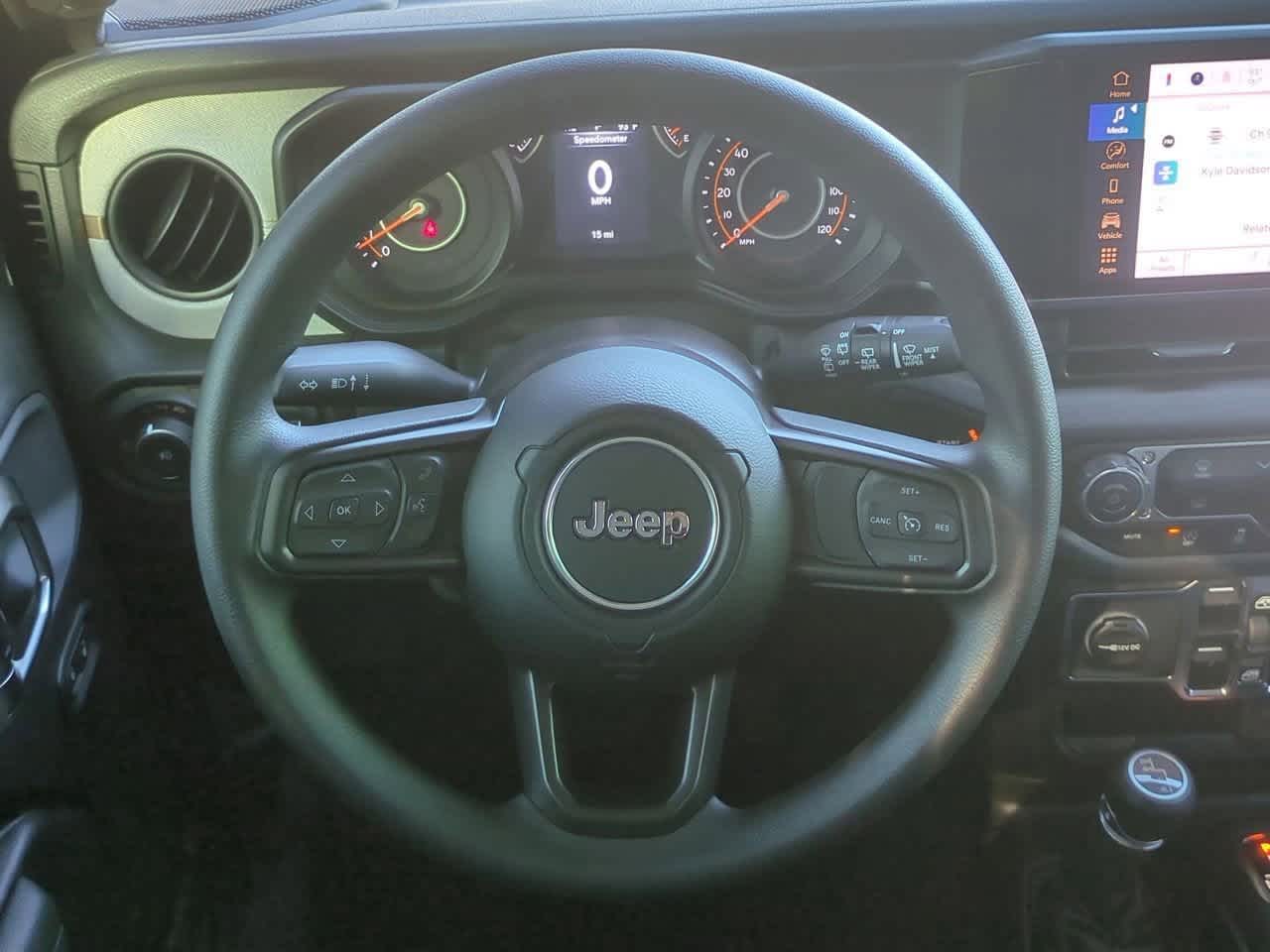 Thumbnail: 2025 Jeep Wrangler - 23