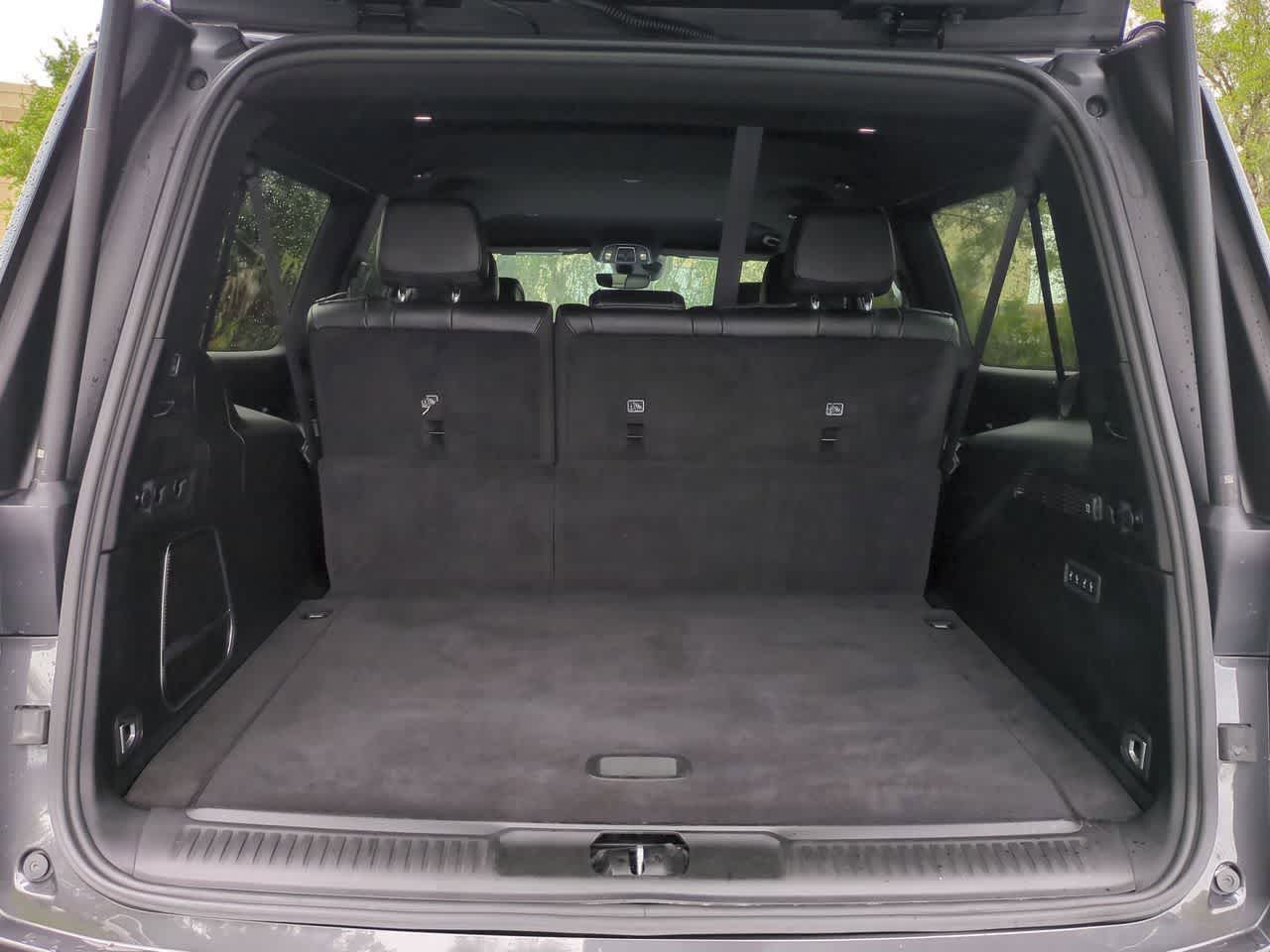 Thumbnail: 2024 Jeep Wagoneer - 35