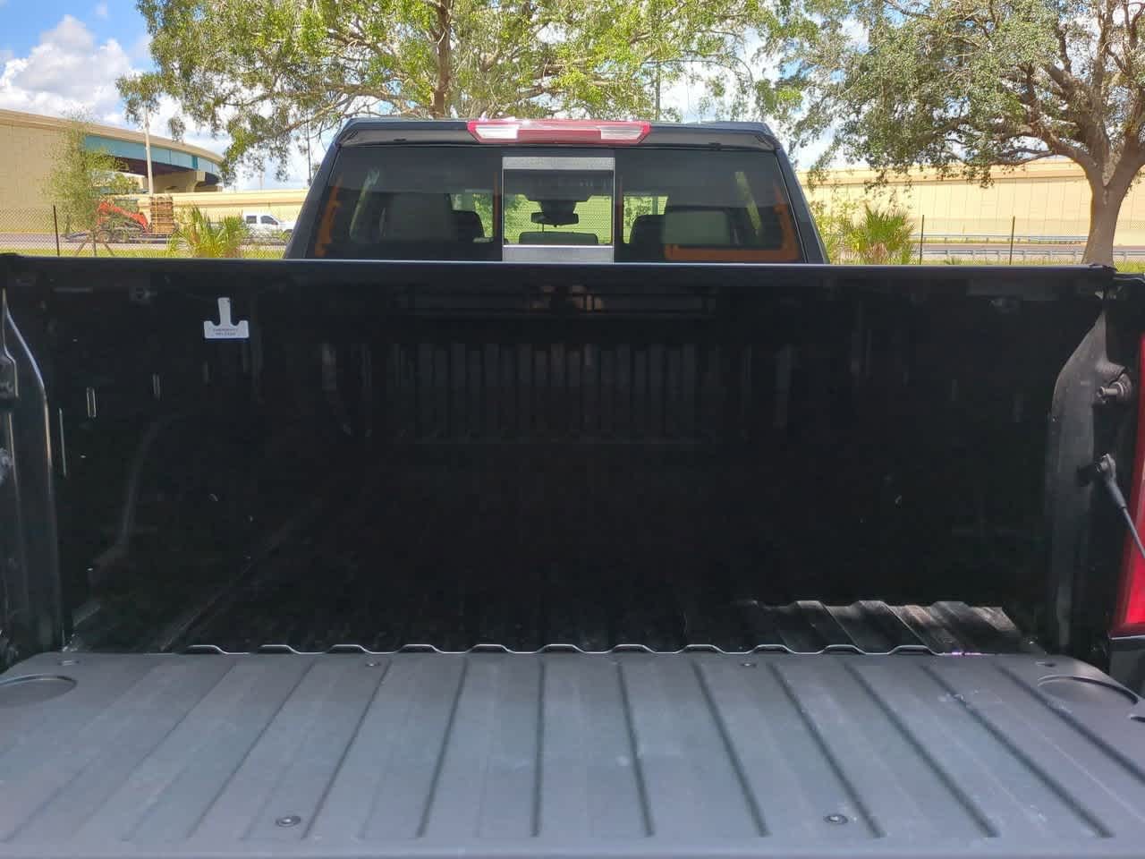 2025 Chevrolet Silverado 1500  35