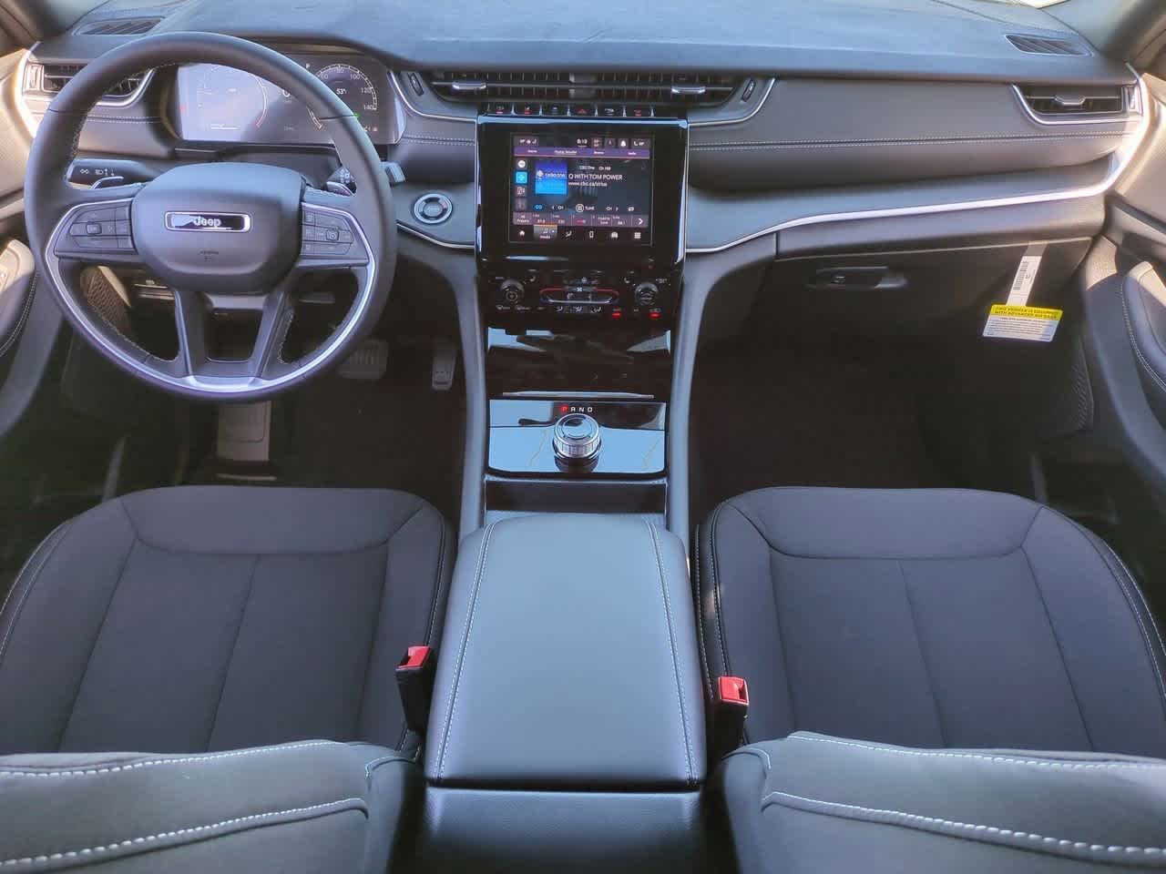 Thumbnail: 2025 Jeep Grand Cherokee L - 16