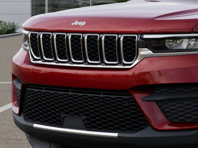 Thumbnail: 2025 Jeep Grand Cherokee - 7