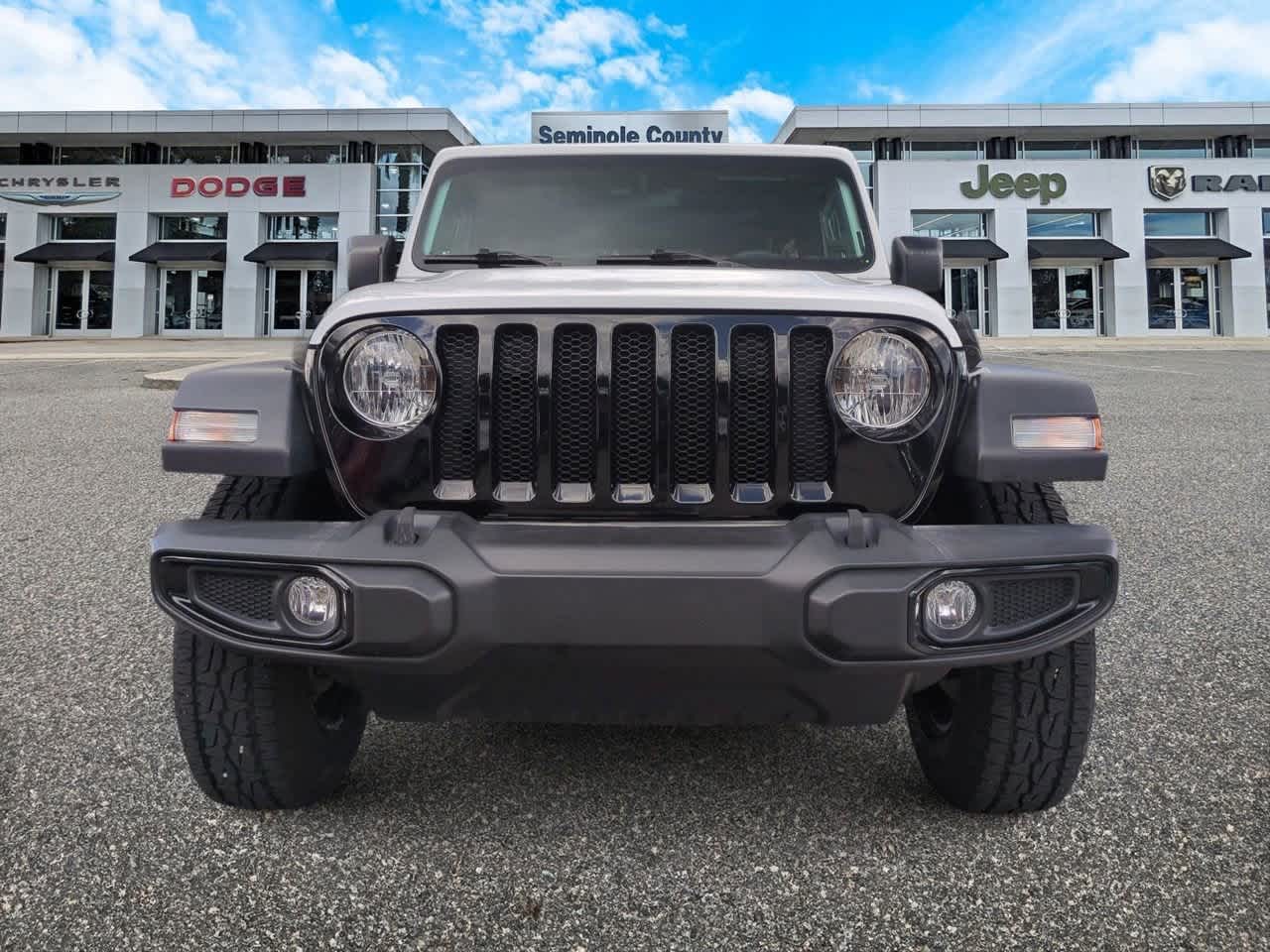 Thumbnail: 2023 Jeep Wrangler - 3