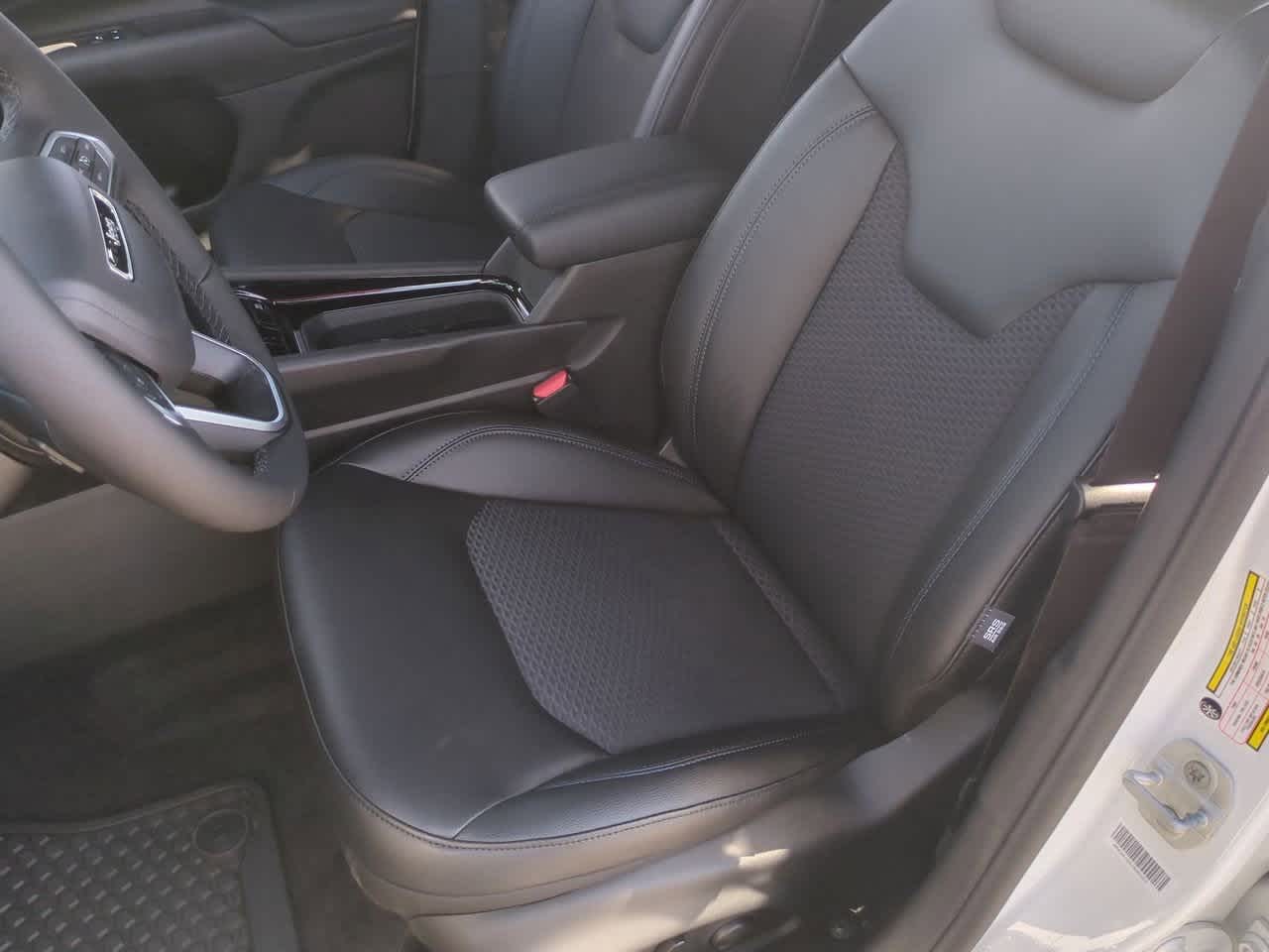 Thumbnail: 2026 Jeep Compass - 16