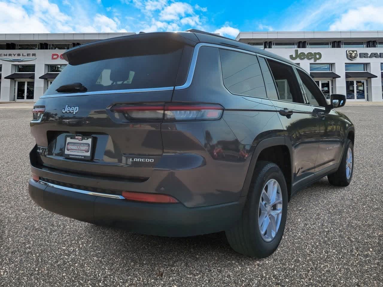 Thumbnail: 2025 Jeep Grand Cherokee L - 8