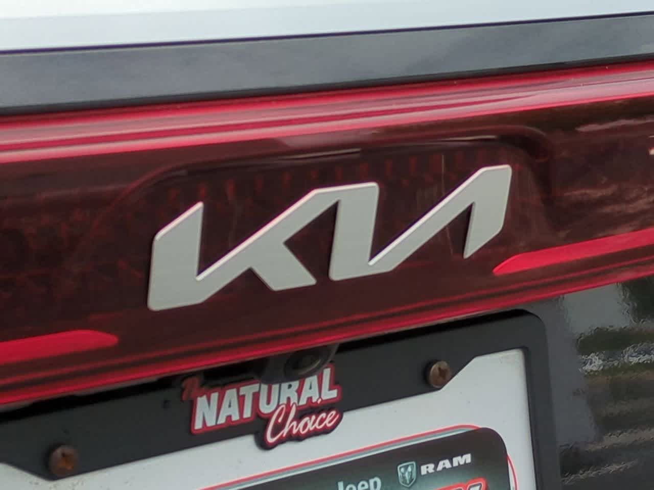 Thumbnail: 2024 Kia Carnival - 12