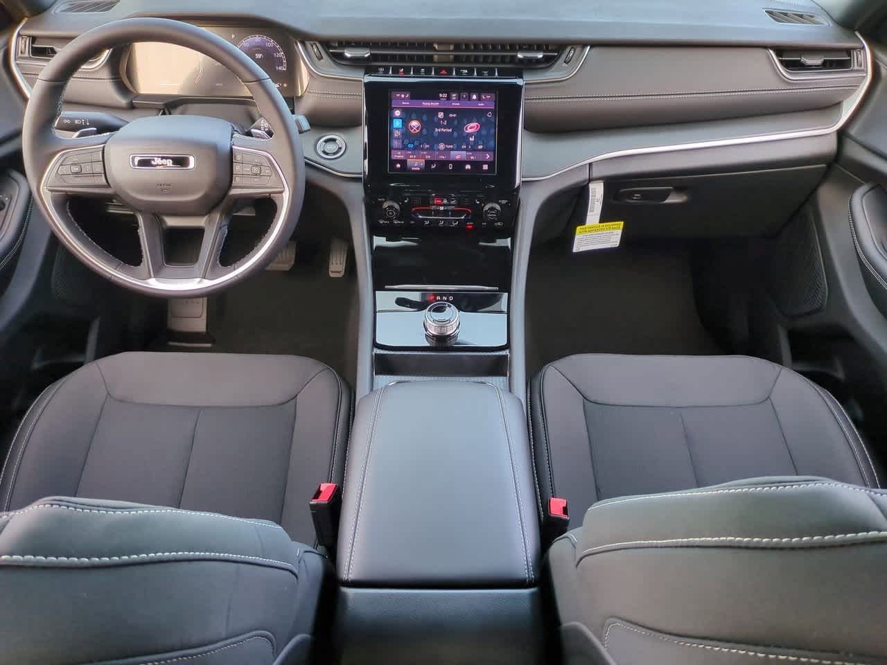 Thumbnail: 2025 Jeep Grand Cherokee - 16