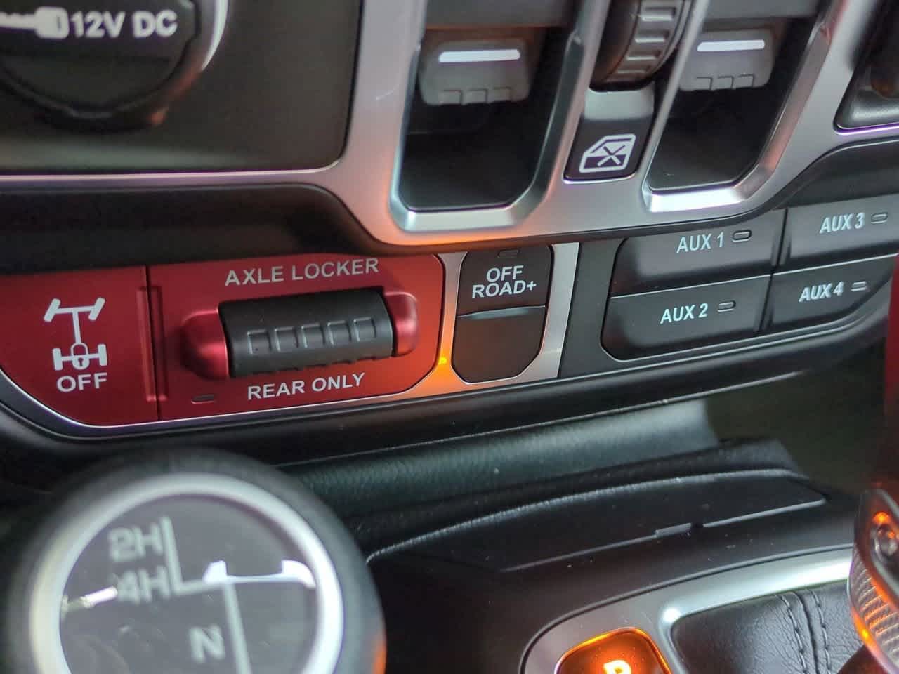 Thumbnail: 2026 Jeep Gladiator - 18