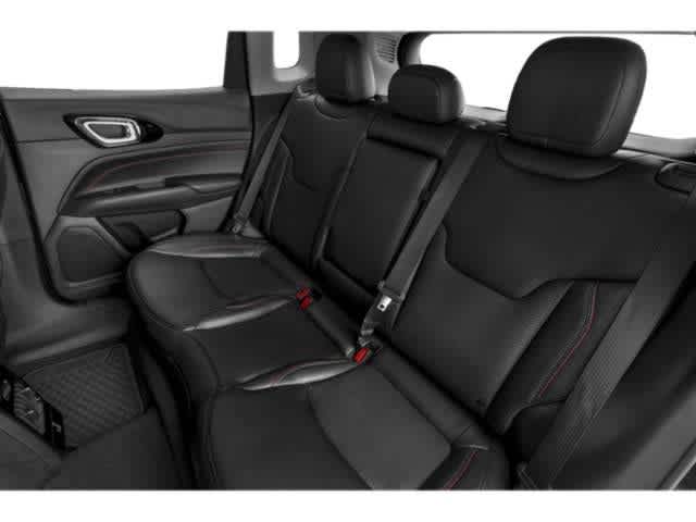 Thumbnail: 2022 Jeep Compass - 13