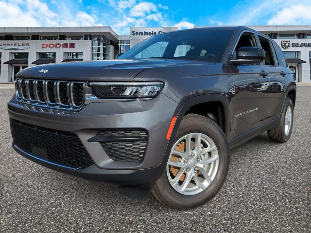 New 2025 Jeep Grand Cherokee Laredo X SUV