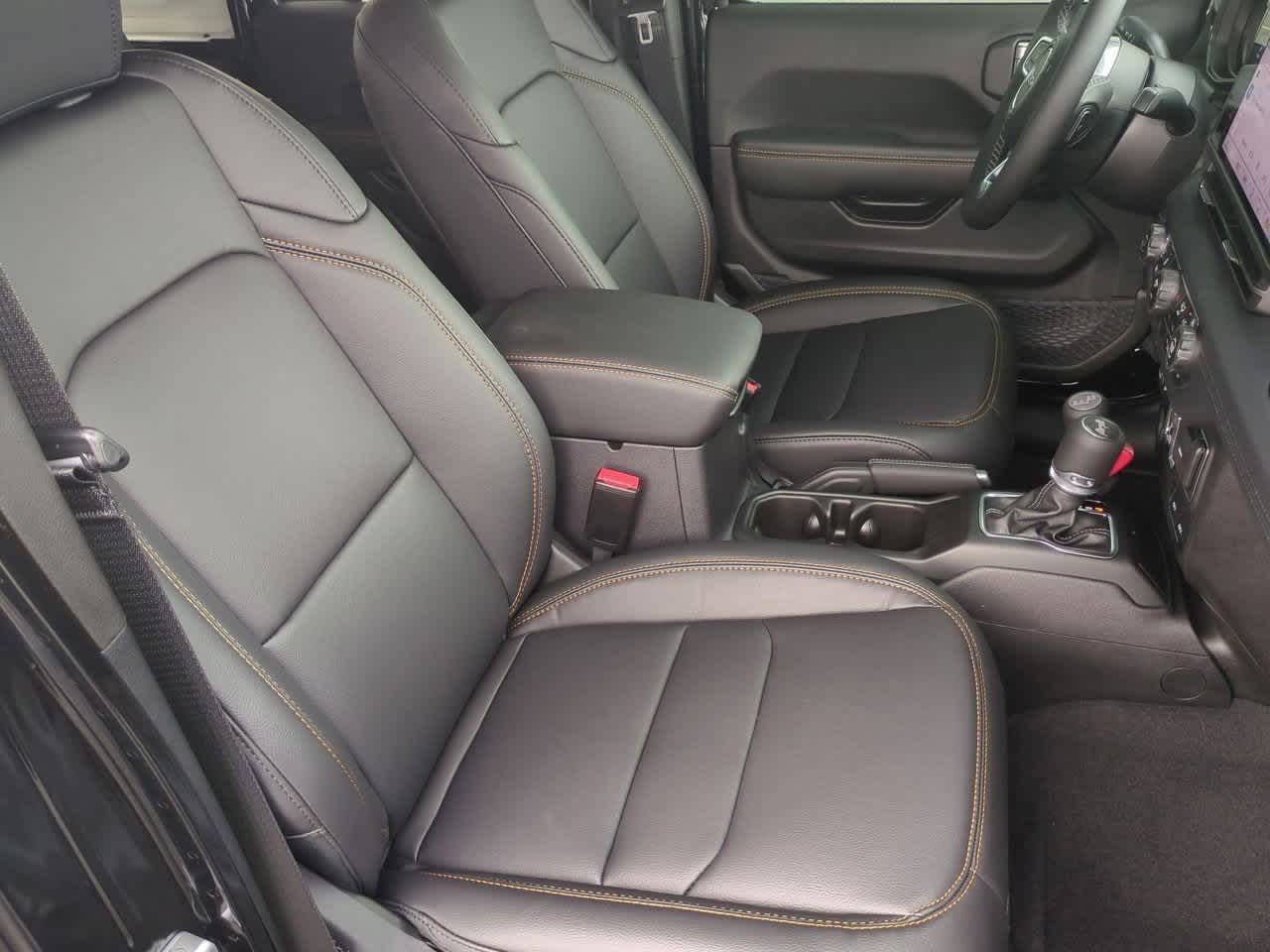 Thumbnail: 2025 Jeep Wrangler - 22