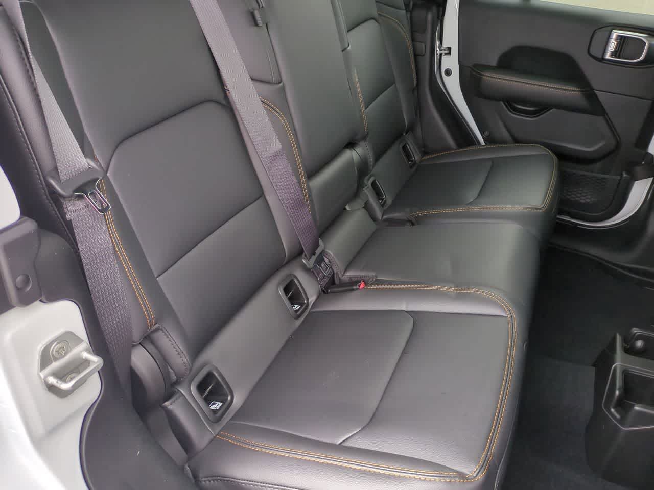 Thumbnail: 2026 Jeep Gladiator - 21