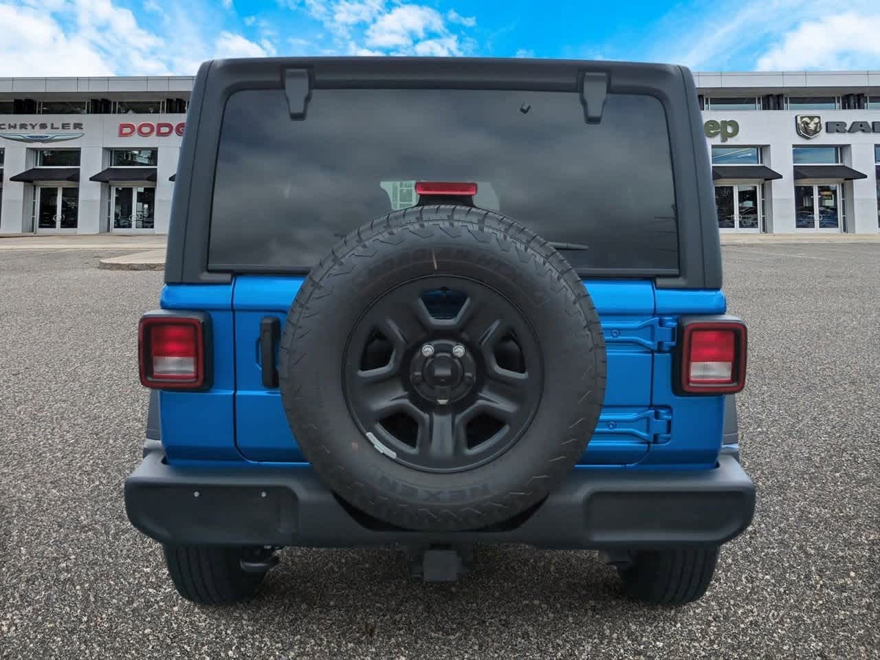 Thumbnail: 2025 Jeep Wrangler - 7