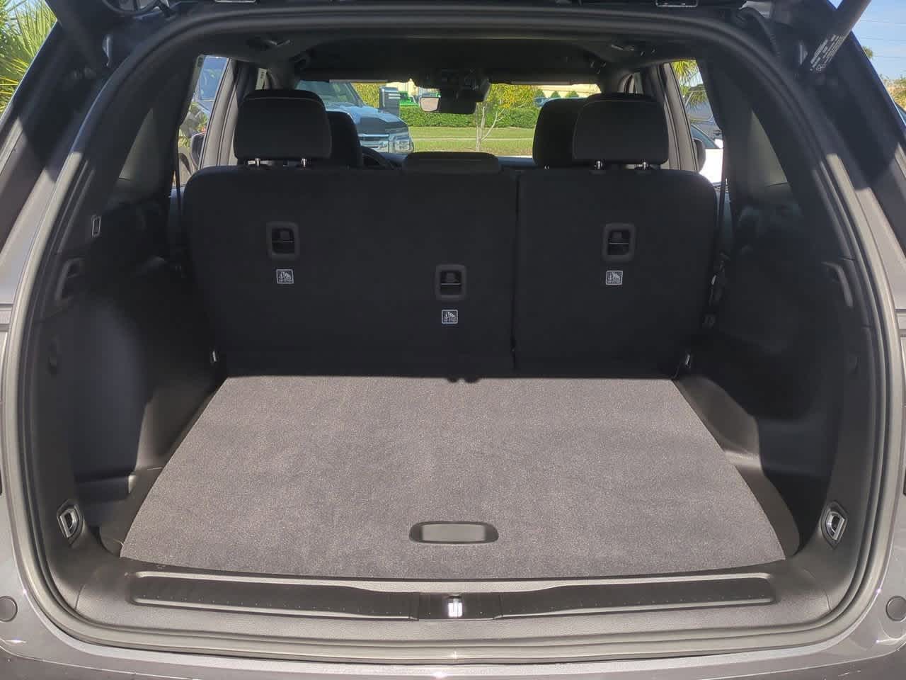 Thumbnail: 2025 Jeep Grand Cherokee - 34