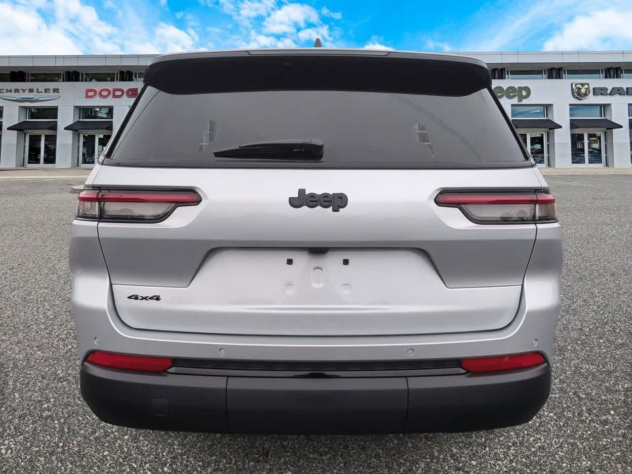 Thumbnail: 2025 Jeep Grand Cherokee L - 7