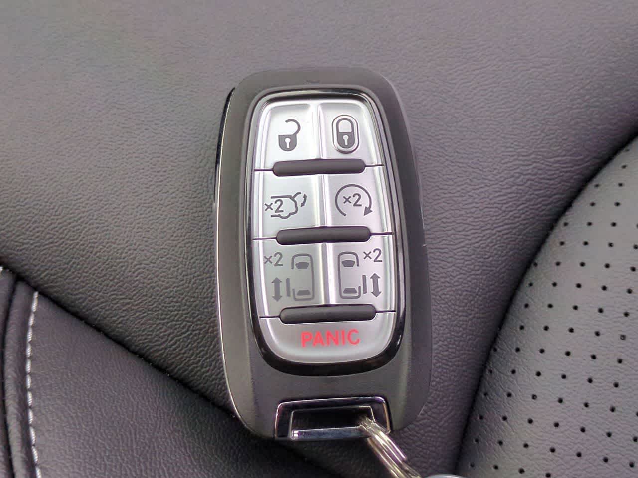 Thumbnail: 2026 Chrysler Pacifica - 37