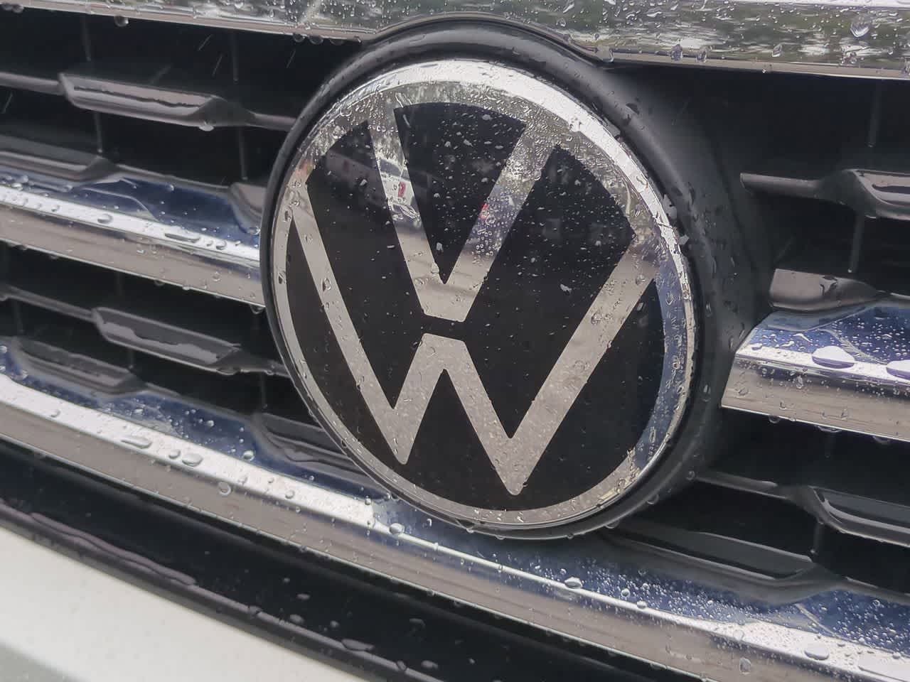 Thumbnail: 2023 Volkswagen Atlas - 12