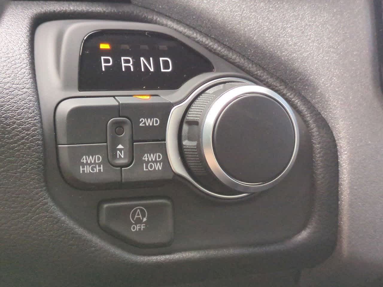 Thumbnail: 2025 RAM 1500 - 31