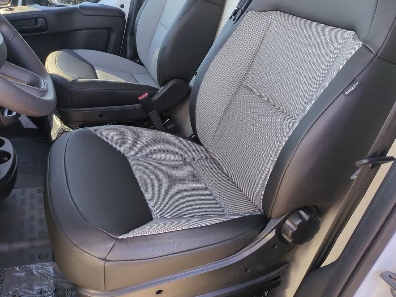 Thumbnail: 2026 RAM ProMaster - 16