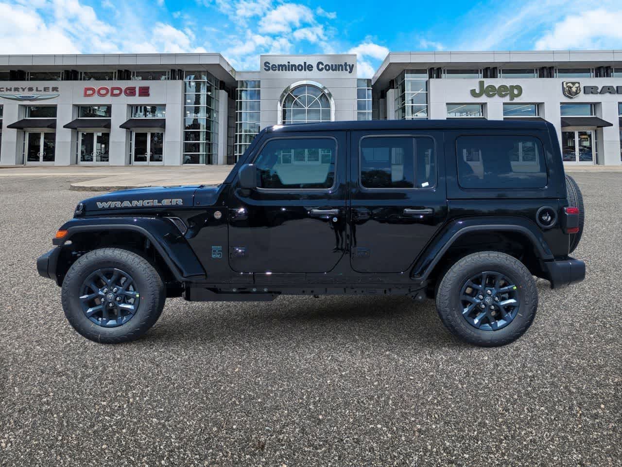 Thumbnail: 2026 Jeep Wrangler - 5
