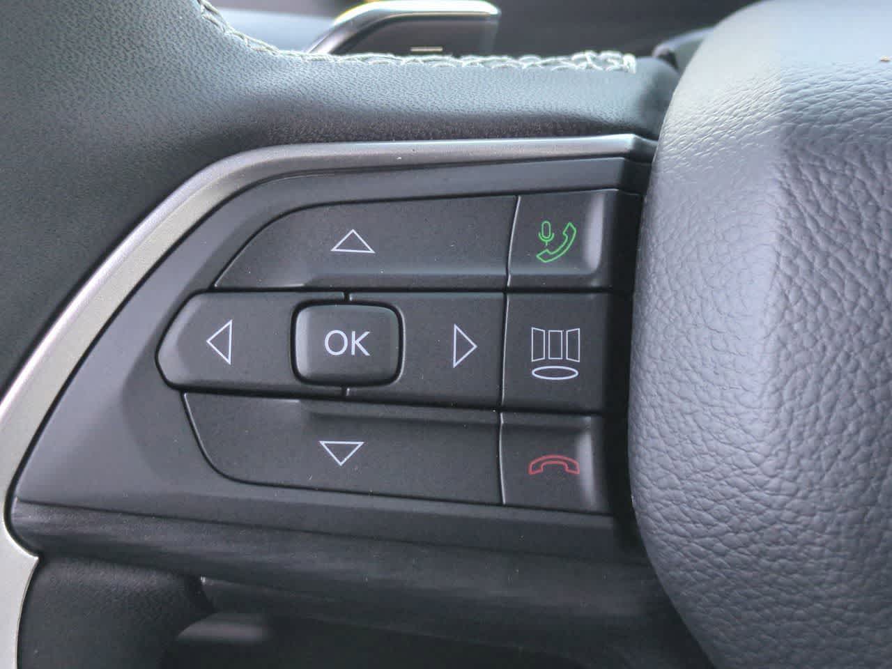 Thumbnail: 2025 Jeep Grand Cherokee - 25