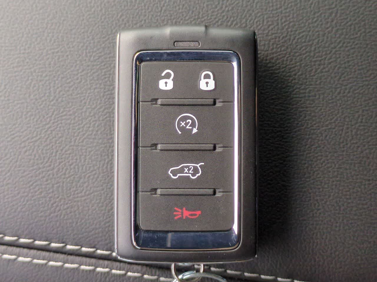 Thumbnail: 2025 Jeep Grand Cherokee - 36