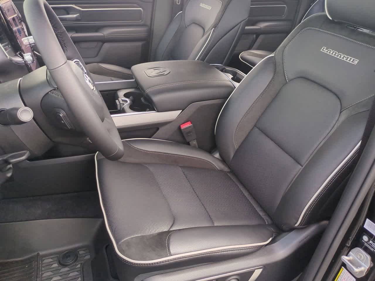 Thumbnail: 2026 RAM 1500 - 17