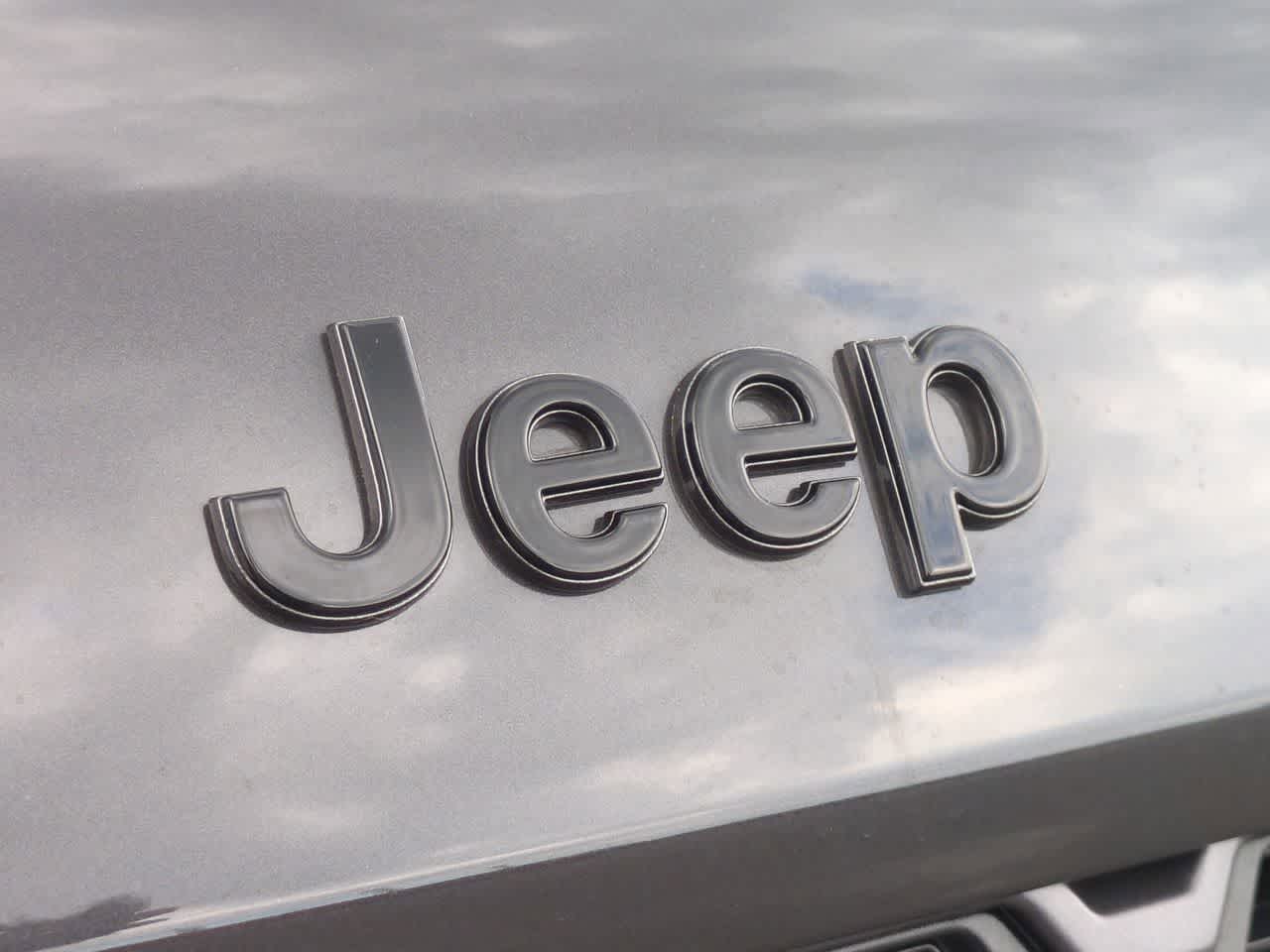 Thumbnail: 2026 Jeep Grand Cherokee - 12