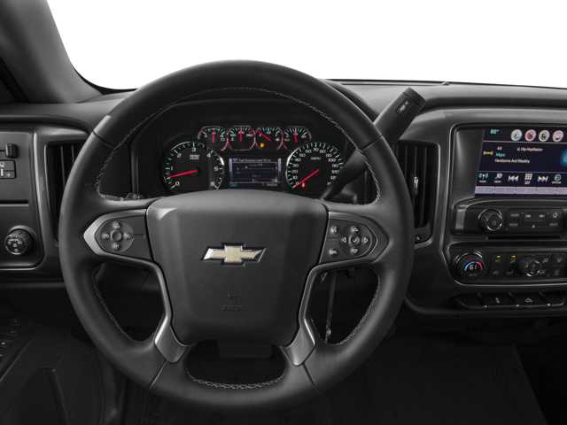 2017 Chevrolet Silverado 1500 LT 4