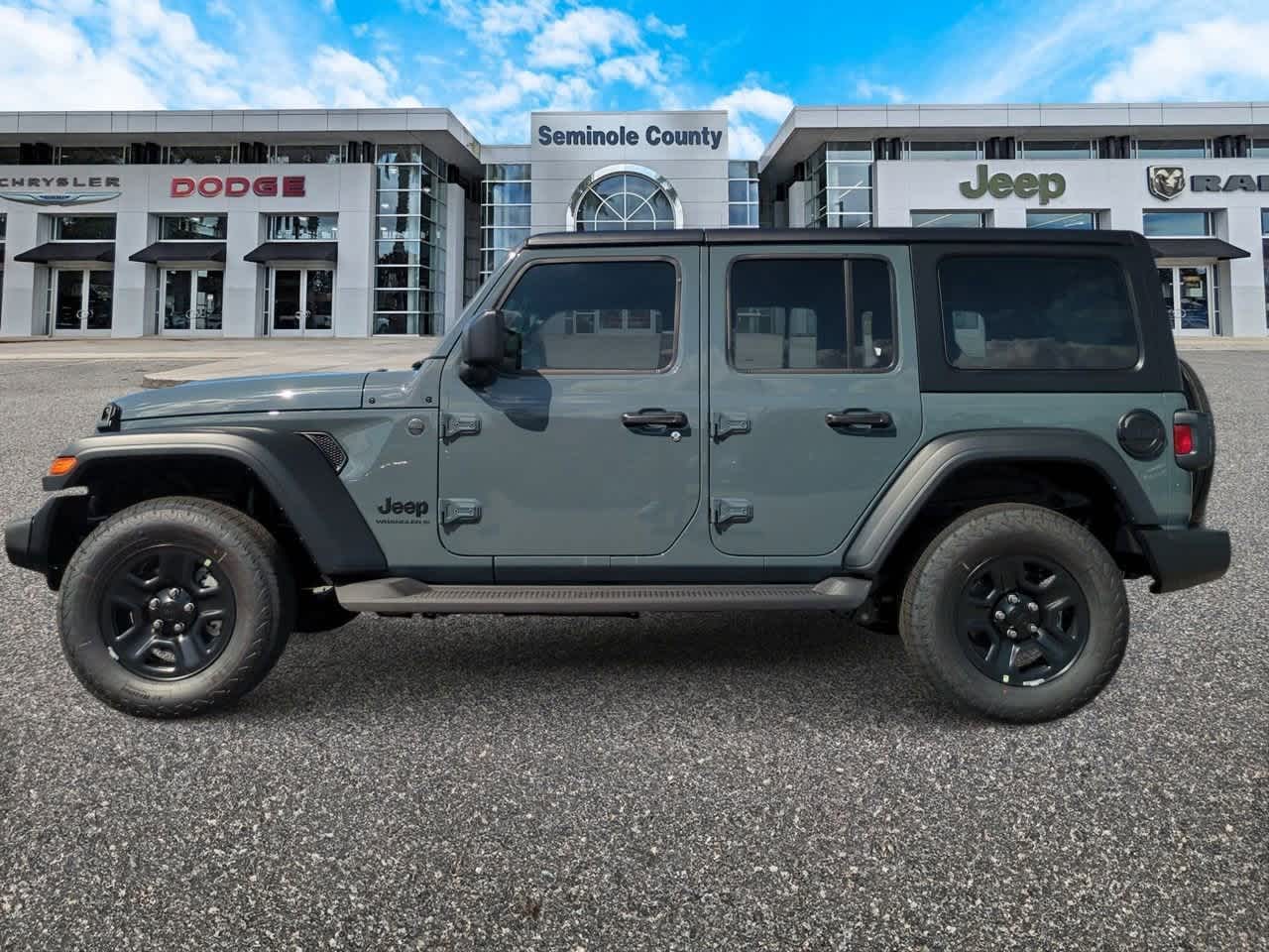 Thumbnail: 2025 Jeep Wrangler - 5